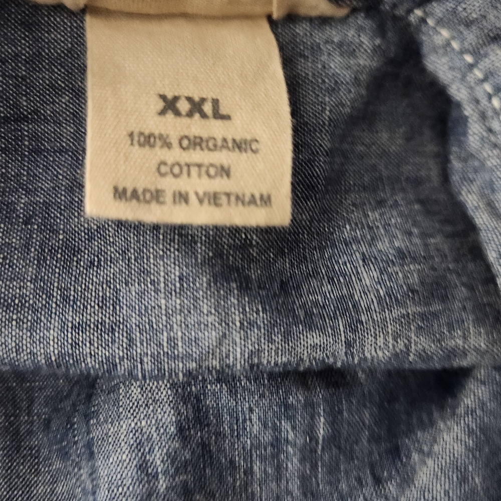 Duluth Trading Co Blue Chambray Button-Up Shirt - Picture 3 of 4